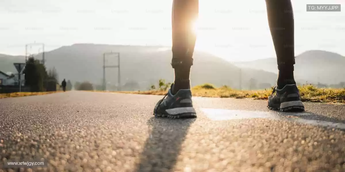 🎧互动弹幕，和千万球迷一起嗨翻全场！